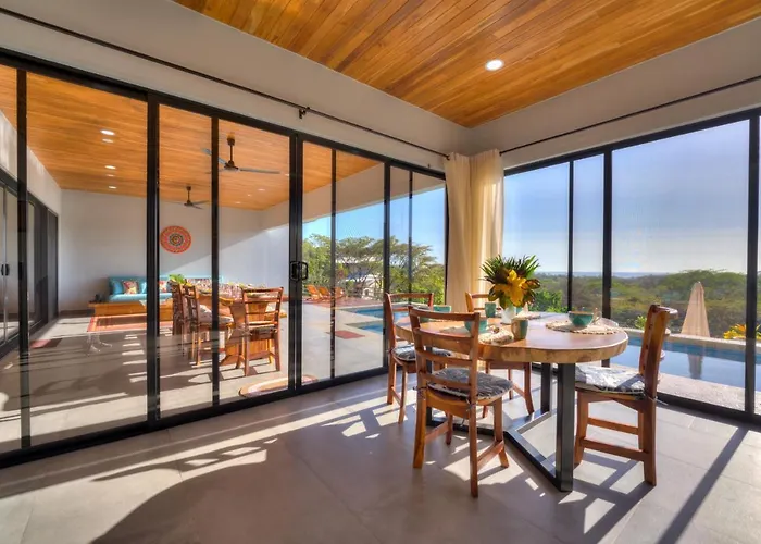 Casa Ojos Azules, Nosara. New Listing Сasa de vacaciones *
