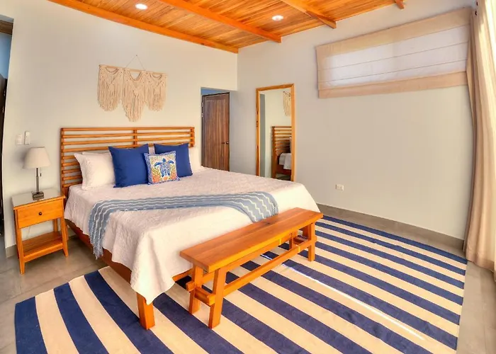 Casa Ojos Azules, Nosara. New Listing * Nosara