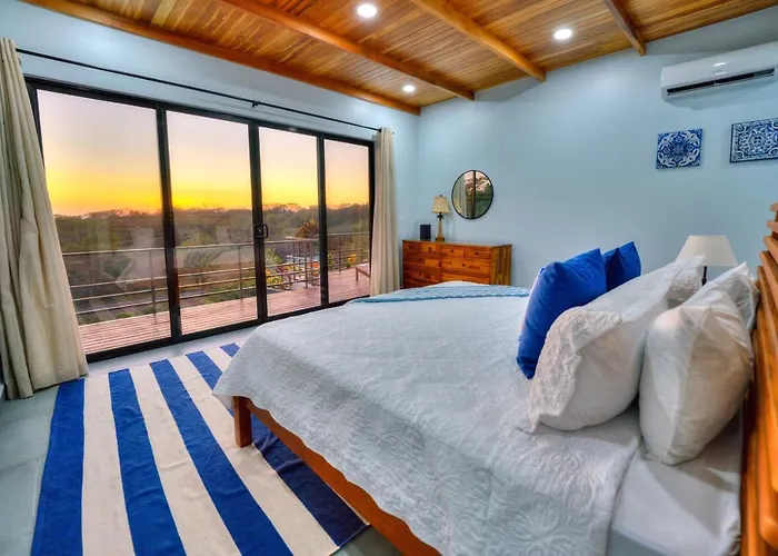Сasa de vacaciones Casa Ojos Azules, Nosara. New Listing
